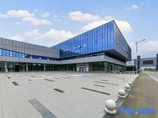 Lezhu Hotel