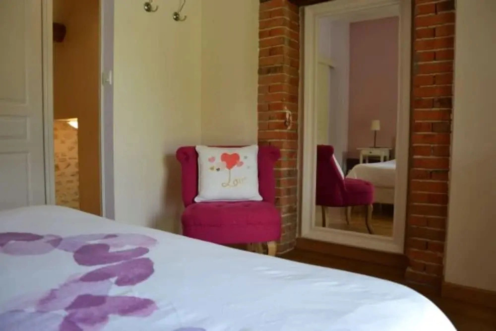 Holiday Home in Chilleurs Near Chateau