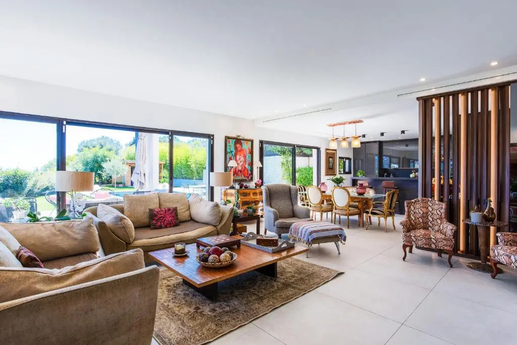 Villa Les Sources VI4245 By Riviera Holiday Homes