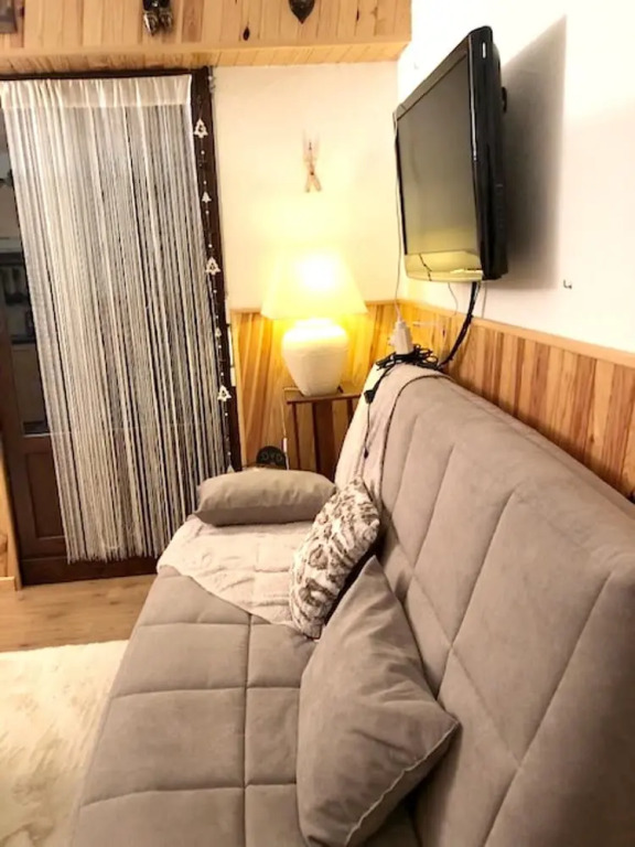 Studio in Saint-étienne-de-tinée, With Wonderful Mountain View and Terrace - 200 m From the Slopes