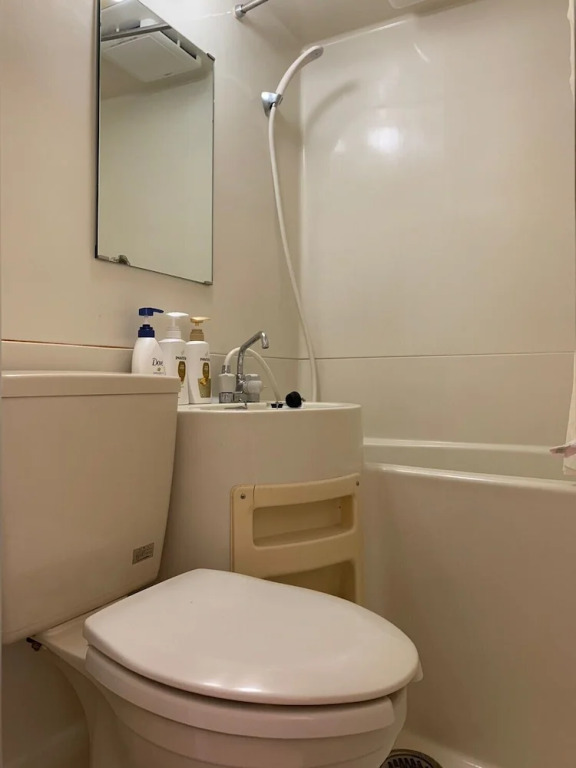 2 Double Bed Heart of Shibuya Up to 4ppl