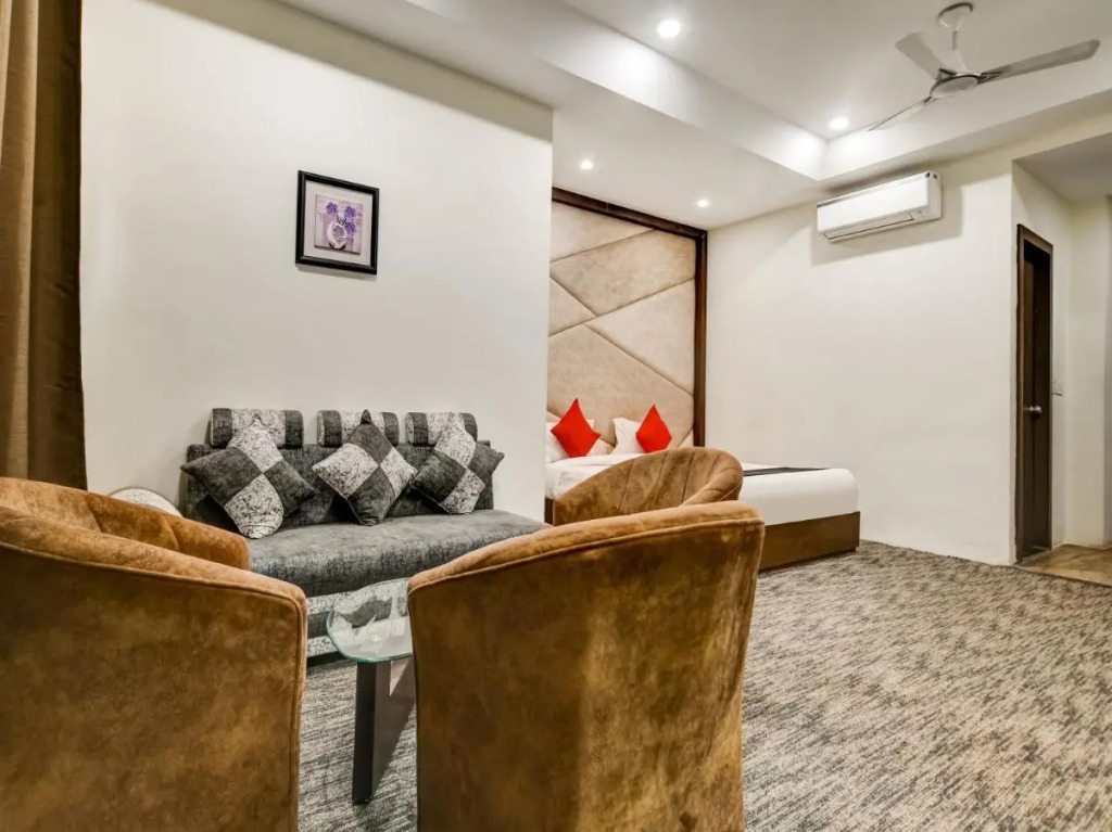 Anandam Club And Resort