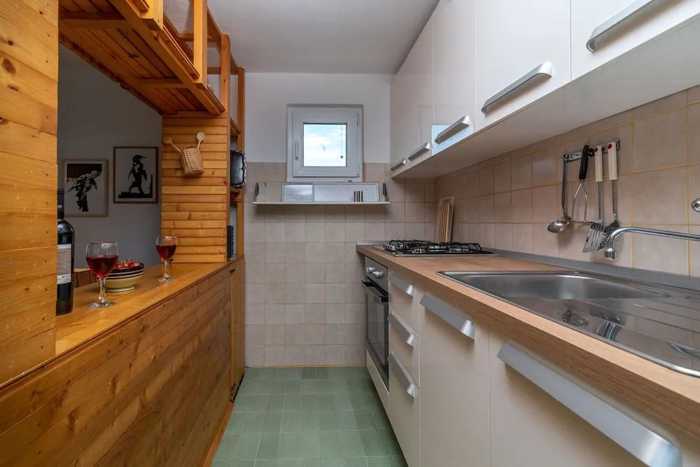 Casa Verde Apartment House