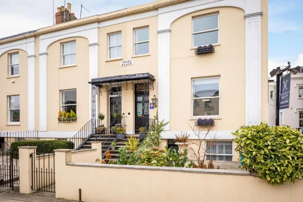 Crossways Guest House Cheltenham