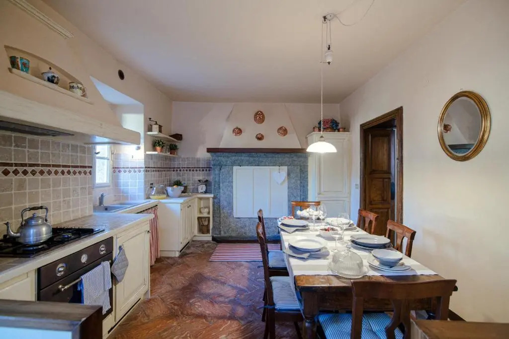 Charming House Bice - by MyHomeInComo