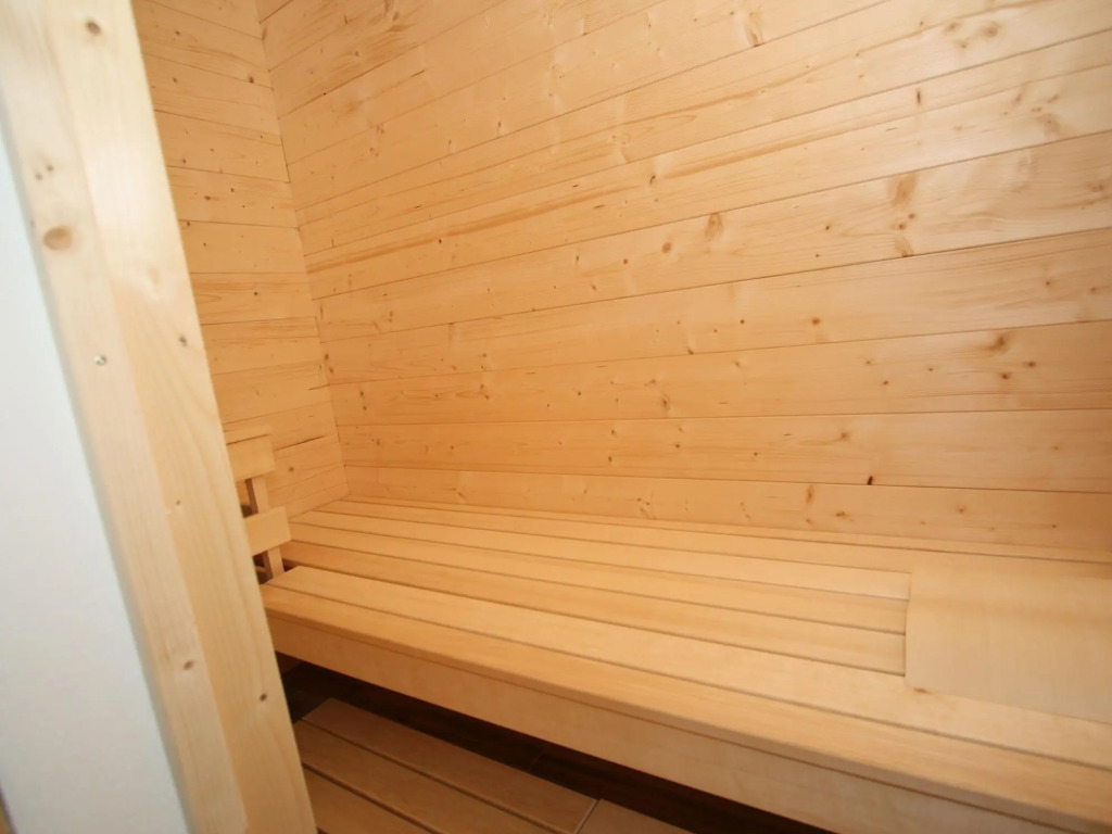 Magnificent Chalet in Hohentauern with bubble bath & Sauna