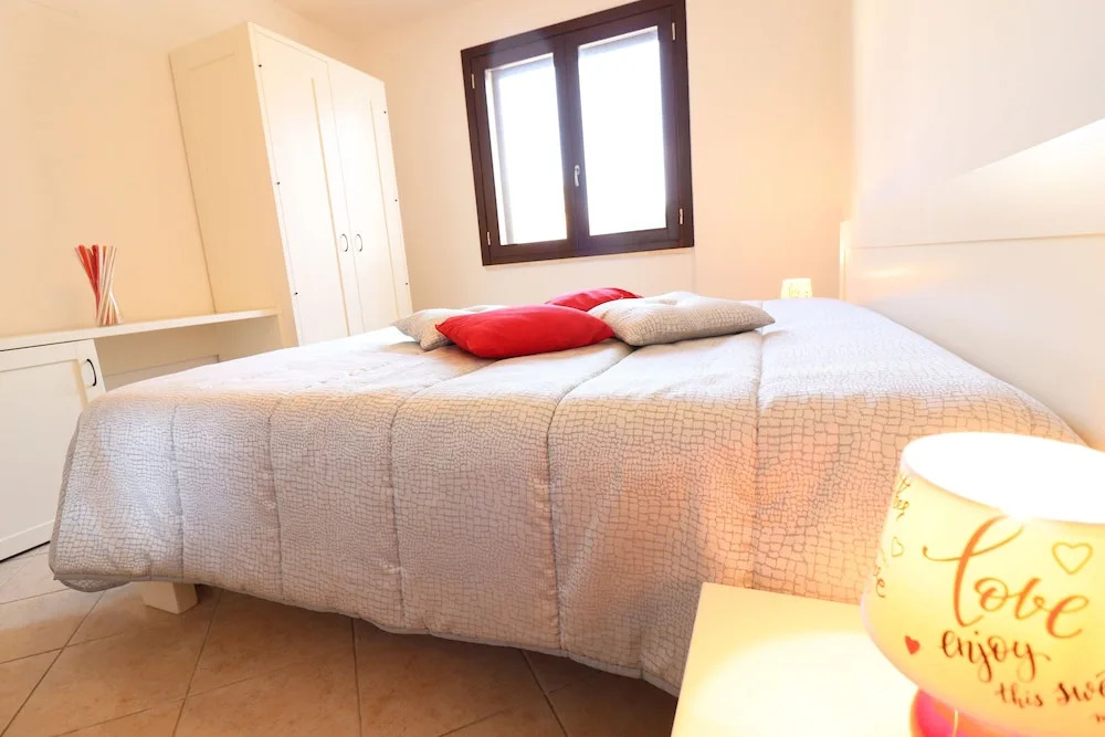 House Holidays Yasmine To Otranto 6 Places