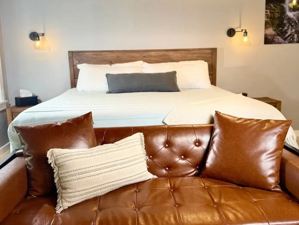 The Benjamin Hotel