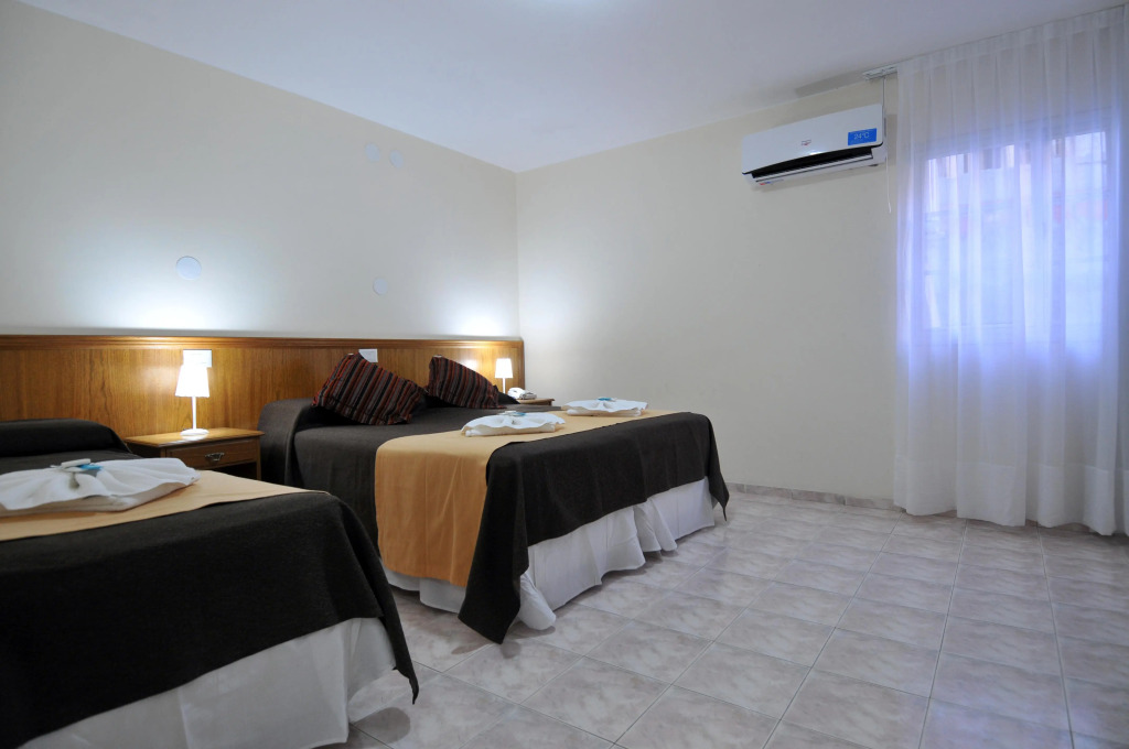 Hotel Pinar del Lago