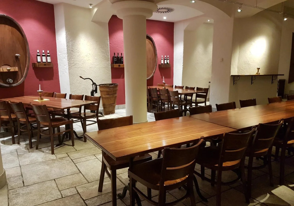 Astra Vevey Hotel & Restaurant