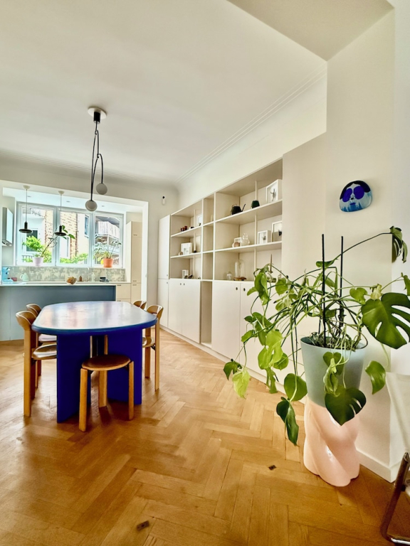 2 bedrooms - baby crib & furnished