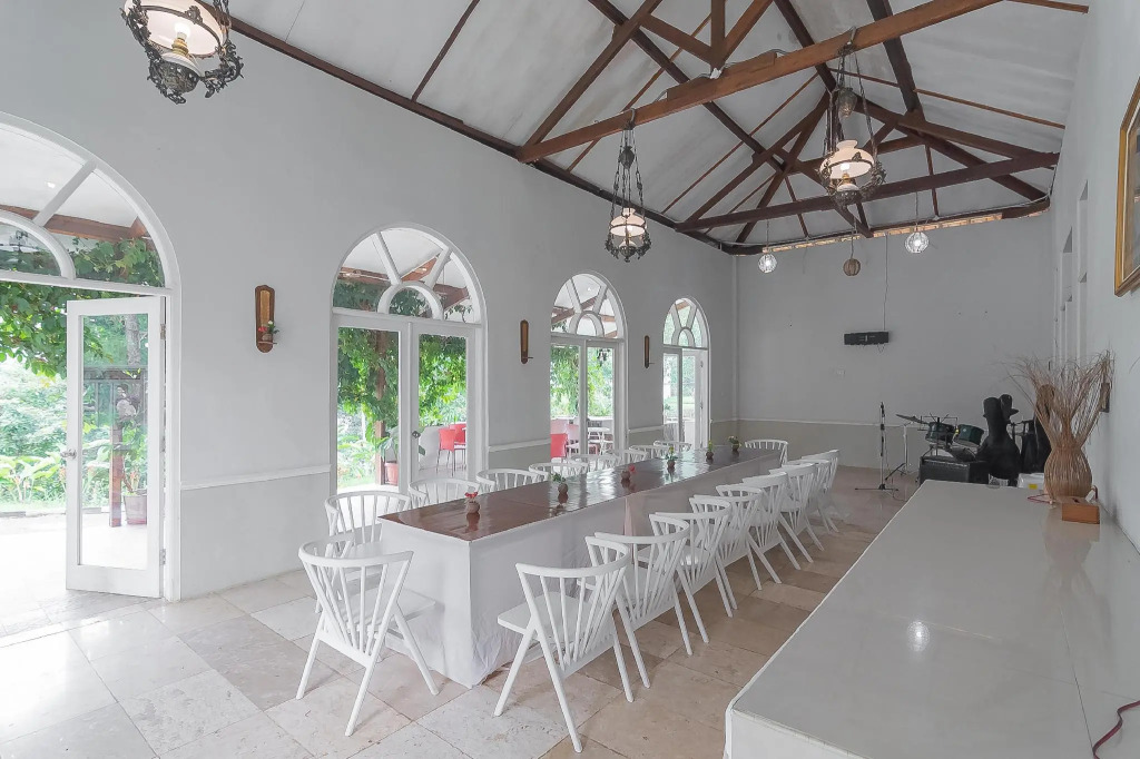 RedDoorz Resort Syariah @ Idelansia Homestay Ciater
