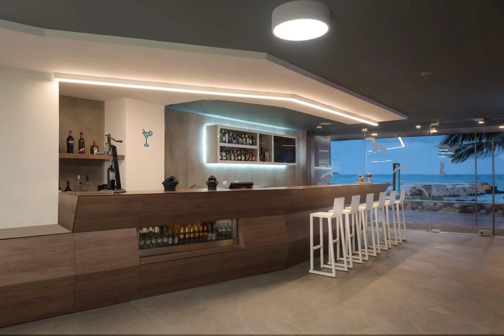 Calypso Beach Hotel