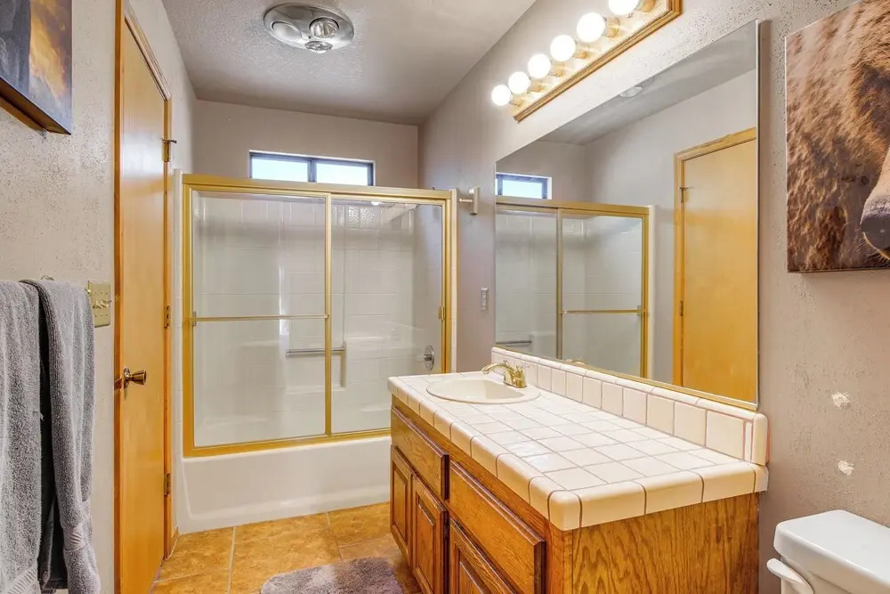 Hot Tub & Game Room: Spacious Big Bear Lake Cabin