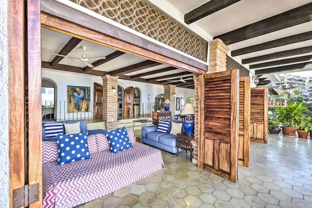 Mid-Century Modern Condo w/ Patio & Ocean Views