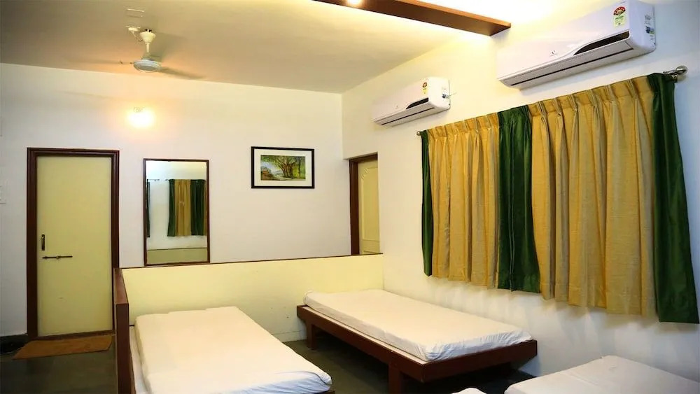 Dhanashree Hospitality - Bar,Restaurant & Lodging