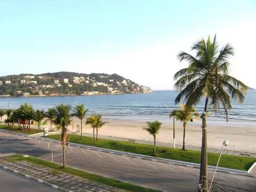 Apartamento 50mts da areia