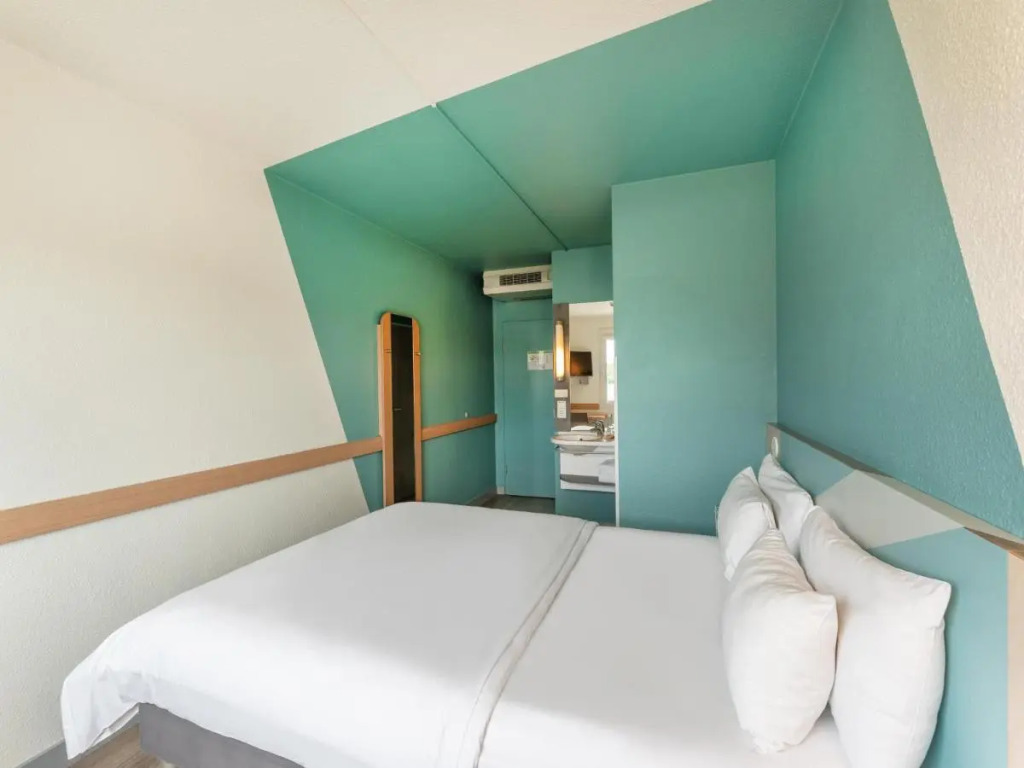 B&B HOTEL Köln-Porz
