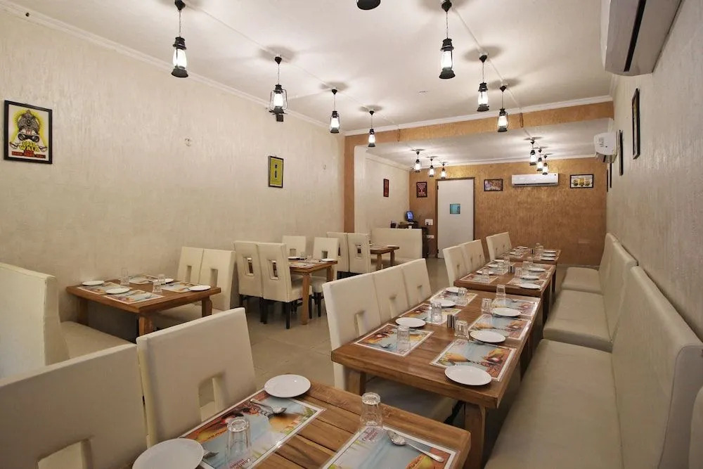 Capital O 18777 Chanson Hotels
