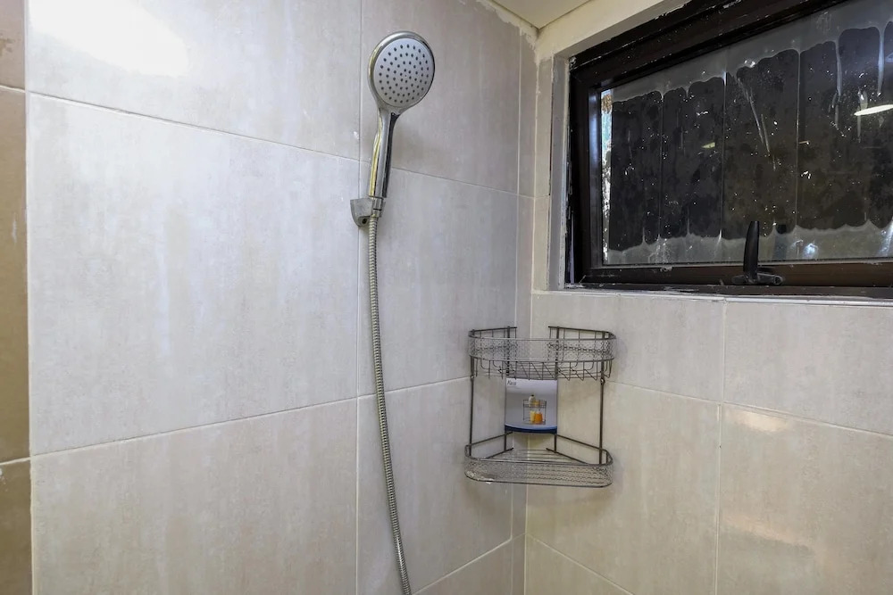Comfortable 2Br With Workspace At Meikarta Apartment