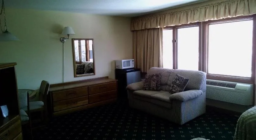 The Niantic Inn