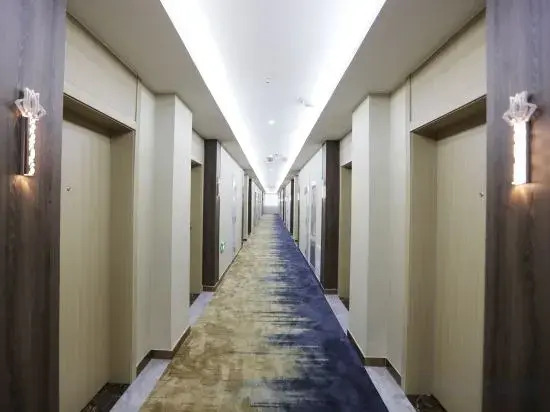 Qingzhu Hotel (Zaozhuang West Station Wanda Plaza)