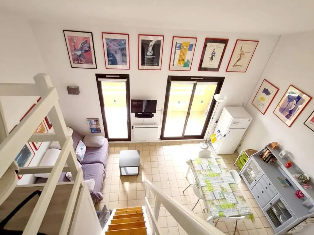 Appartement Six-Fours-les-Plages, 3 pièces, 4 personnes - FR-1-316-73