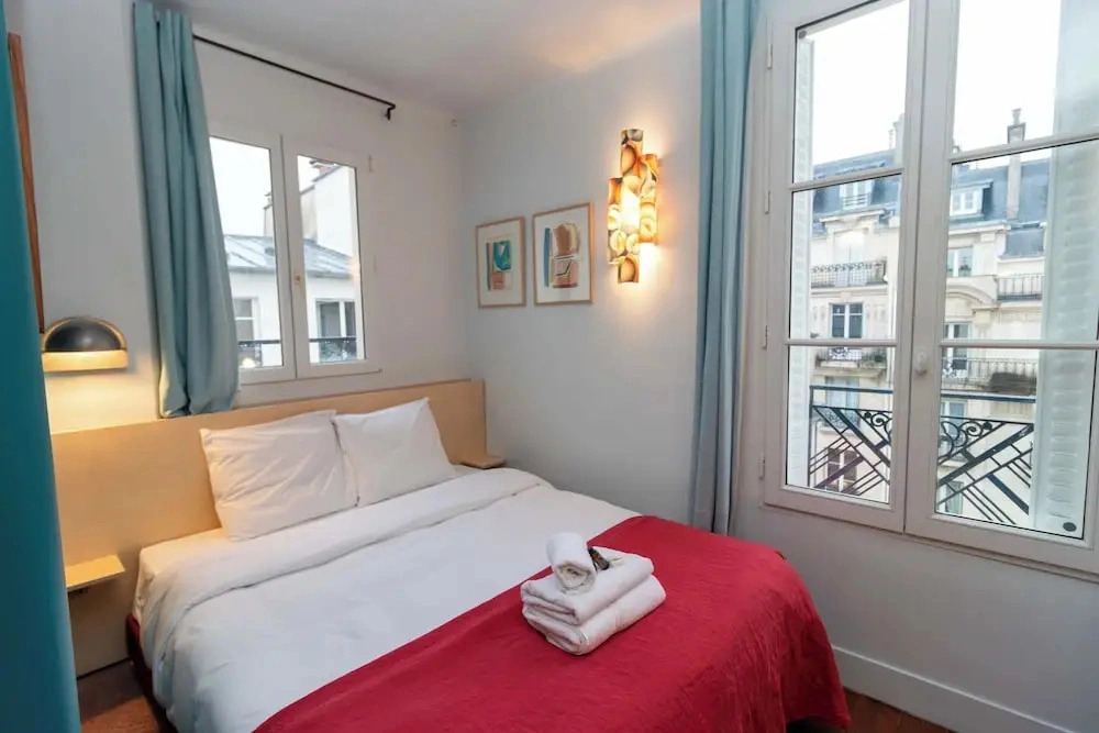 Superb Flat With Terrace in the Centre of Paris