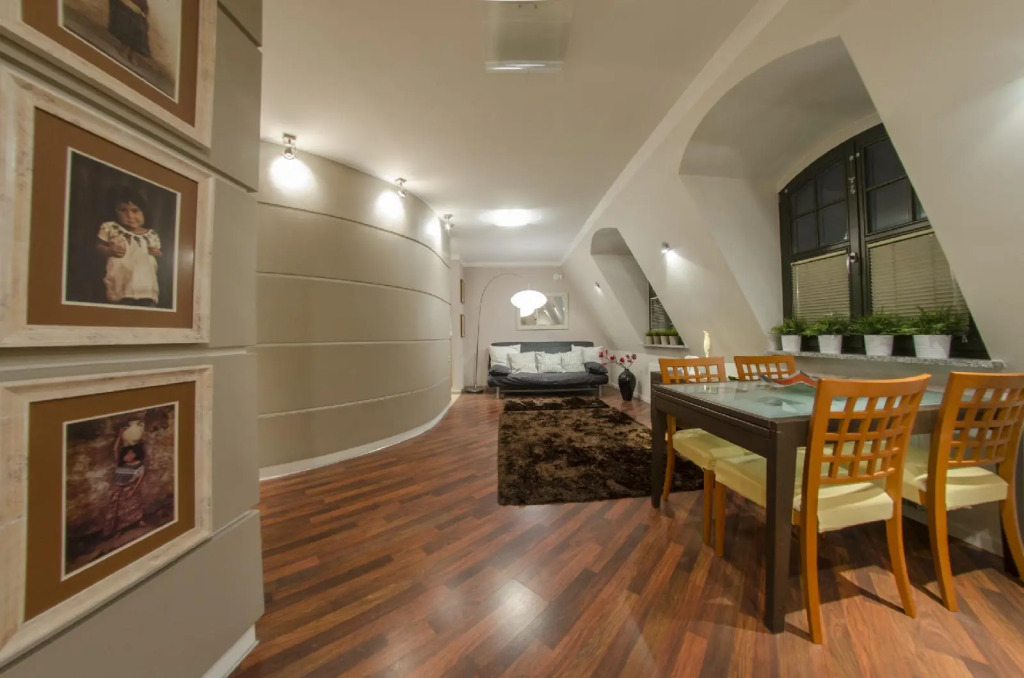 Dom  House Apartments Monte Cassino - Haffnera