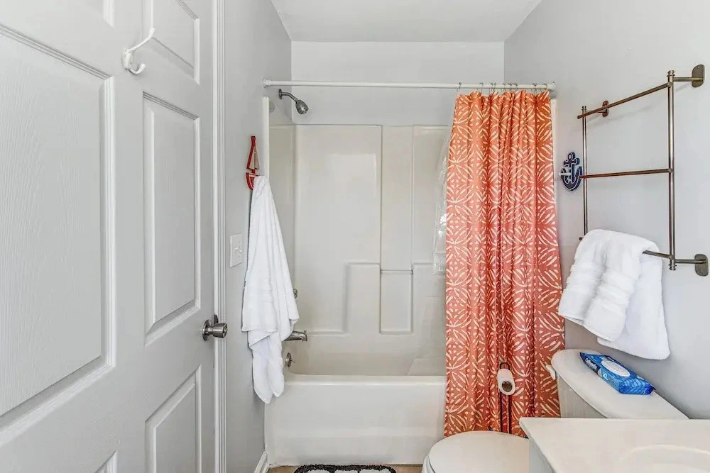 Golf Cart & Pool Access! Condo in Myrtle Beach