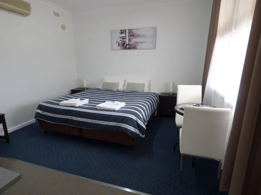 Calder Family Motel