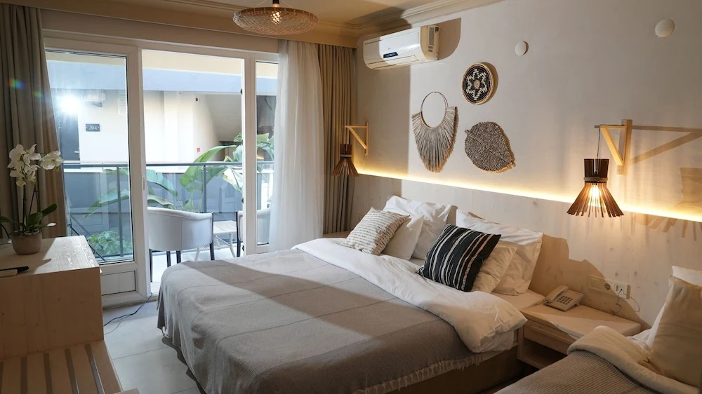 Sun Hotel By En Vie Beach