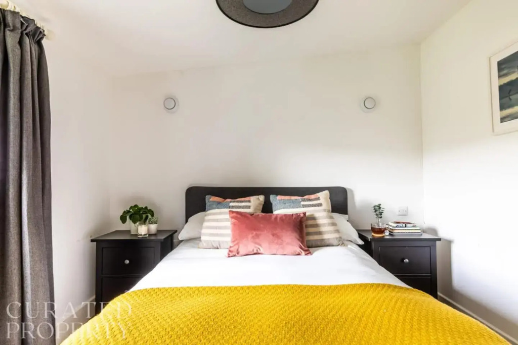 Stunning 5 Bedroom New Build With Amazing Views