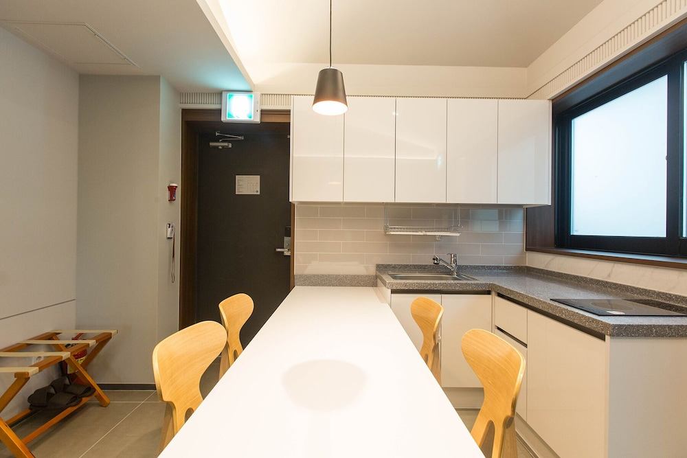 Brown Dot Hotel Geoje