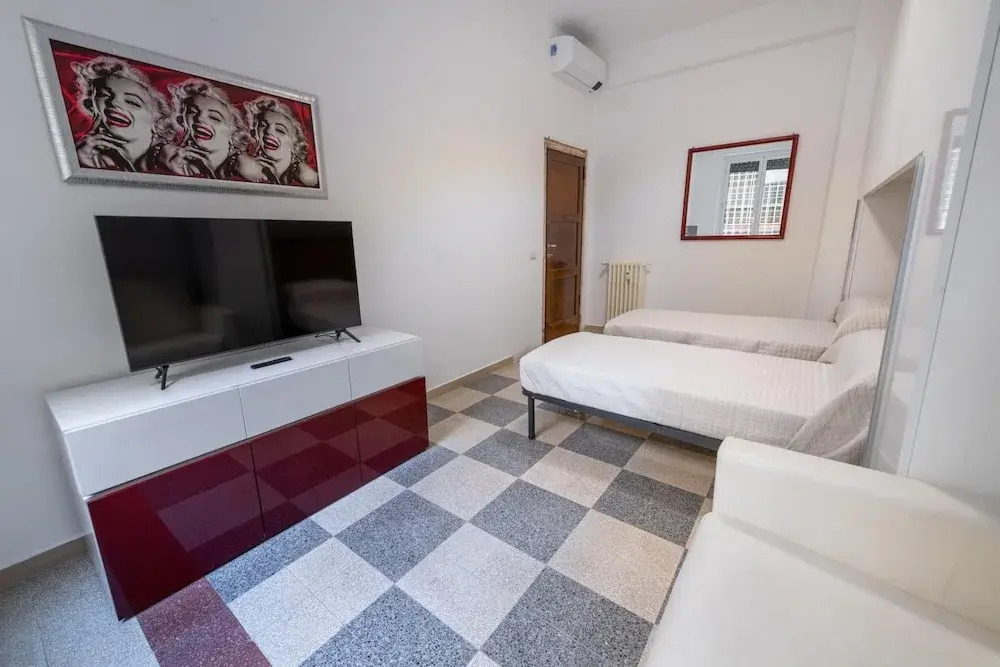 Domus Ausoni in Rome