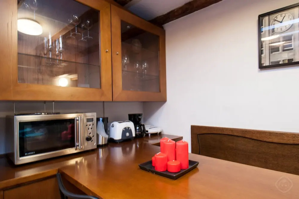 Rustic Poble Sec Apartment