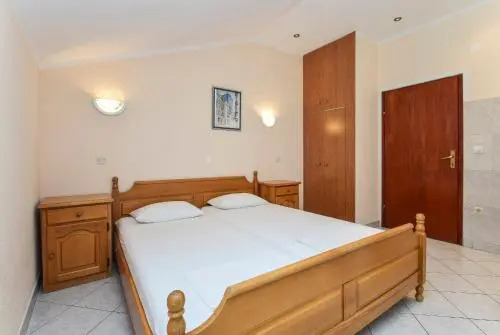 Topic Apartments