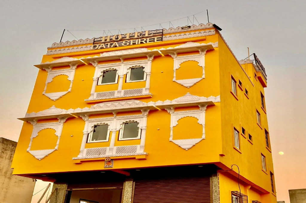 OYO 80267 Hotel Data Shree