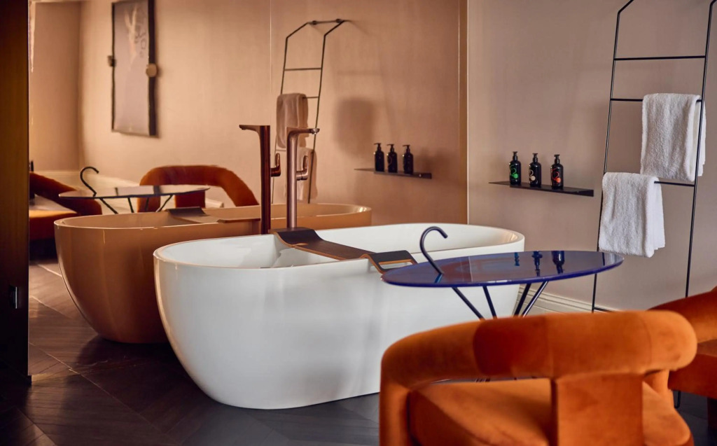 Cardo Brussels, Autograph Collection