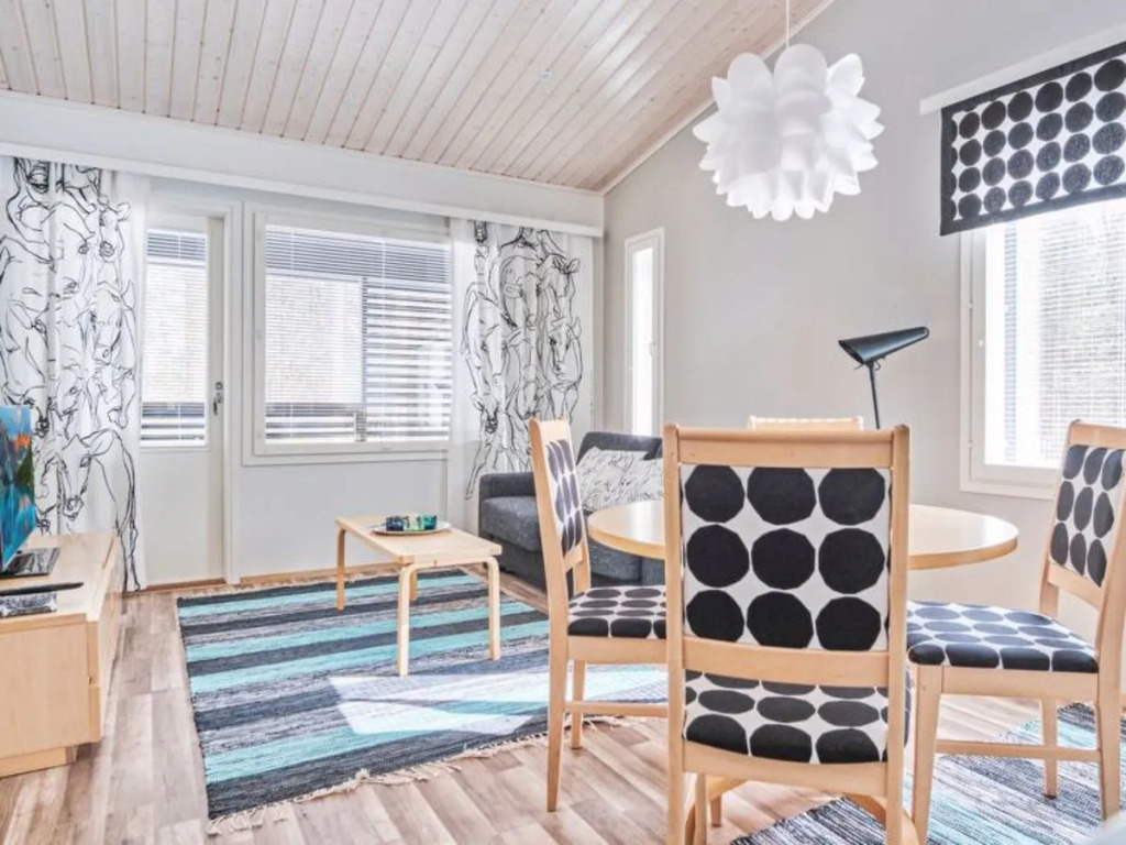 House Lumi b 10 Pelkosenniemi