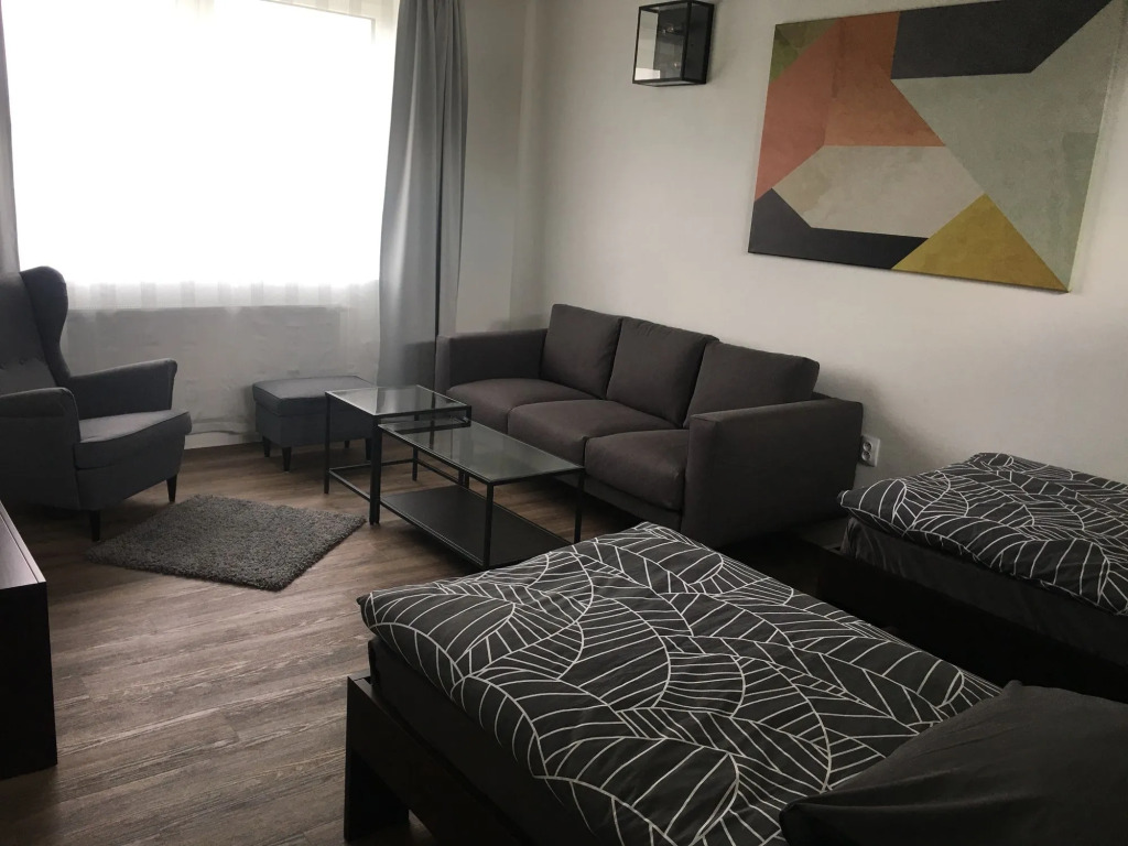 Hotel & Bistro 63