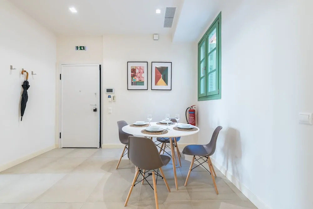Androniki Neoclassical Apartments-Plaka