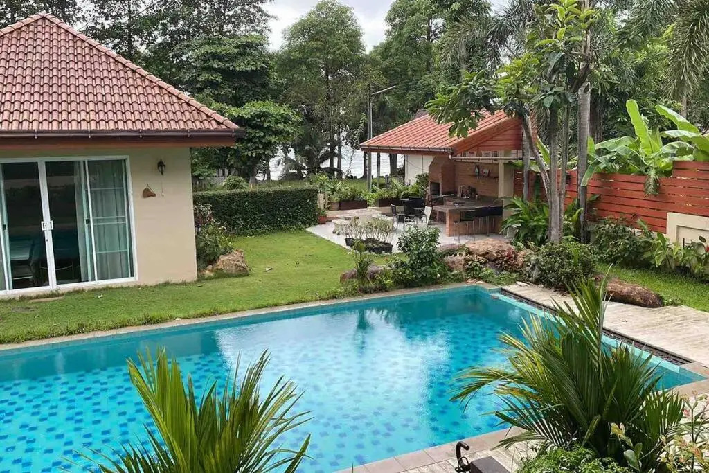 La VILLA TIPPAWAN 4Bedroom with Sea View