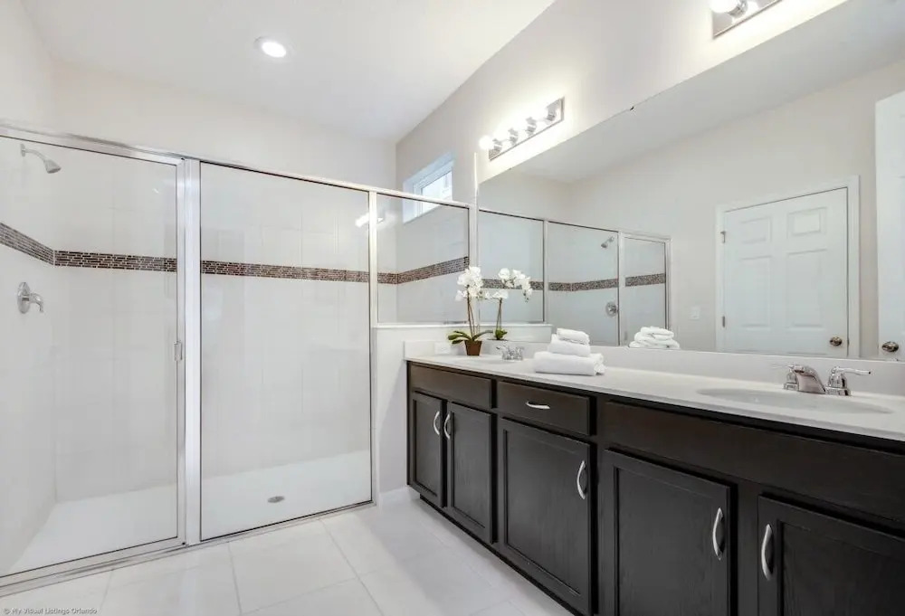 Hacienda 7 BR Pool Home by AV Dreams
