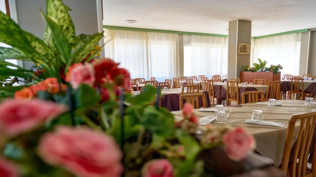 Nuovo hotel ANTHISA