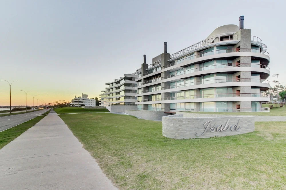 Apartamento en playa Pinares - Isabel
