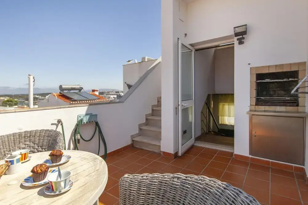 B28 - Stylish Typical House by DreamAlgarve