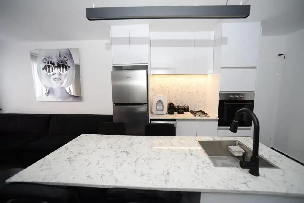 Z32 Luxury Boutique Apartments