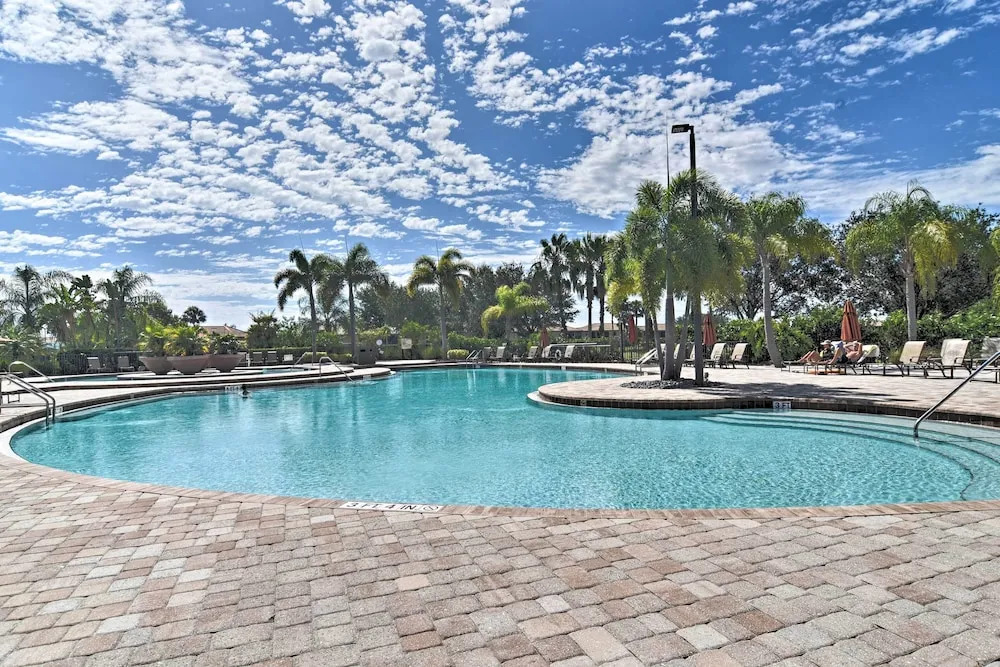 Classy River Strand Condo w/ Country Club Access!
