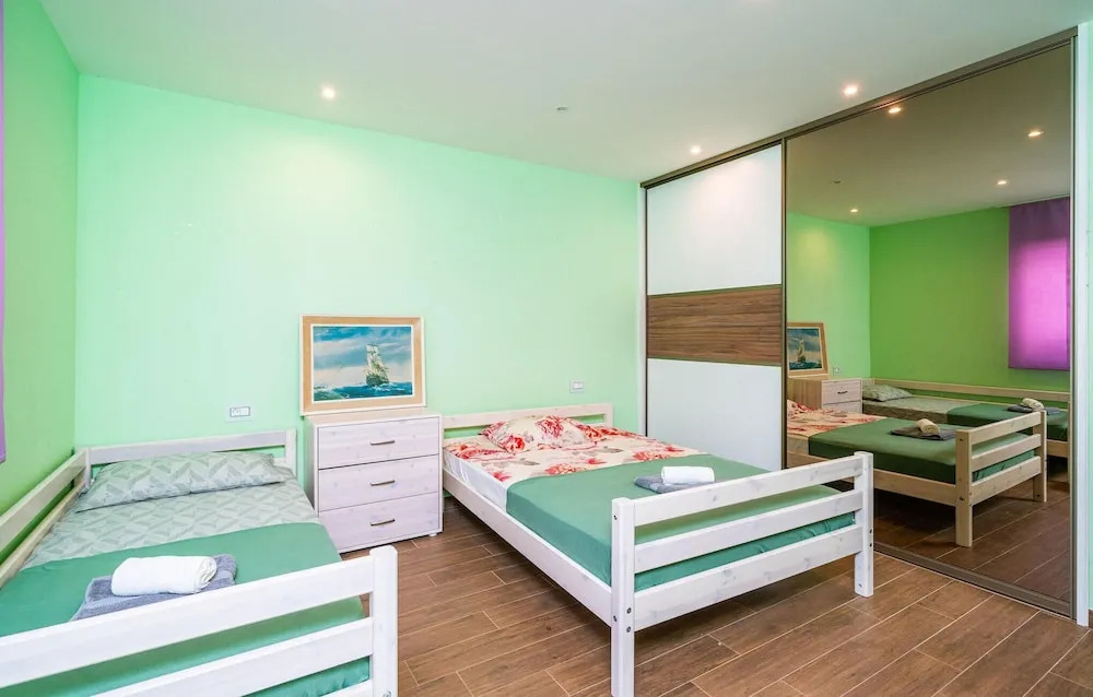 Awesome Home In Cavtat With Wifi